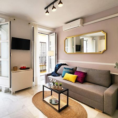 Lovely Center Apartments Seville - Balcony Lux Sol Севиля Екстериор снимка