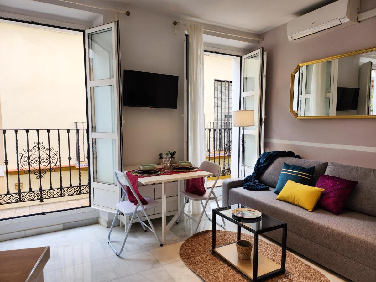 Lovely Center Apartments Seville - Balcony Lux Sol Севиля Екстериор снимка