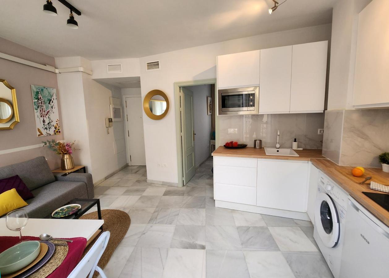 Lovely Center Apartments Seville - Balcony Lux Sol Севиля Екстериор снимка