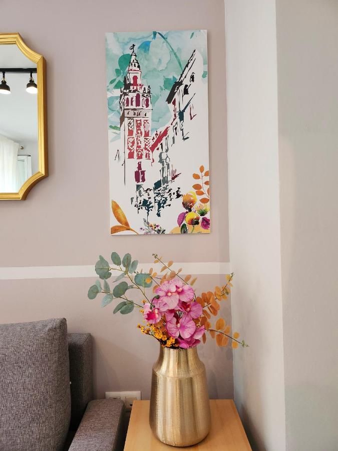 Lovely Center Apartments Seville - Balcony Lux Sol Севиля Екстериор снимка