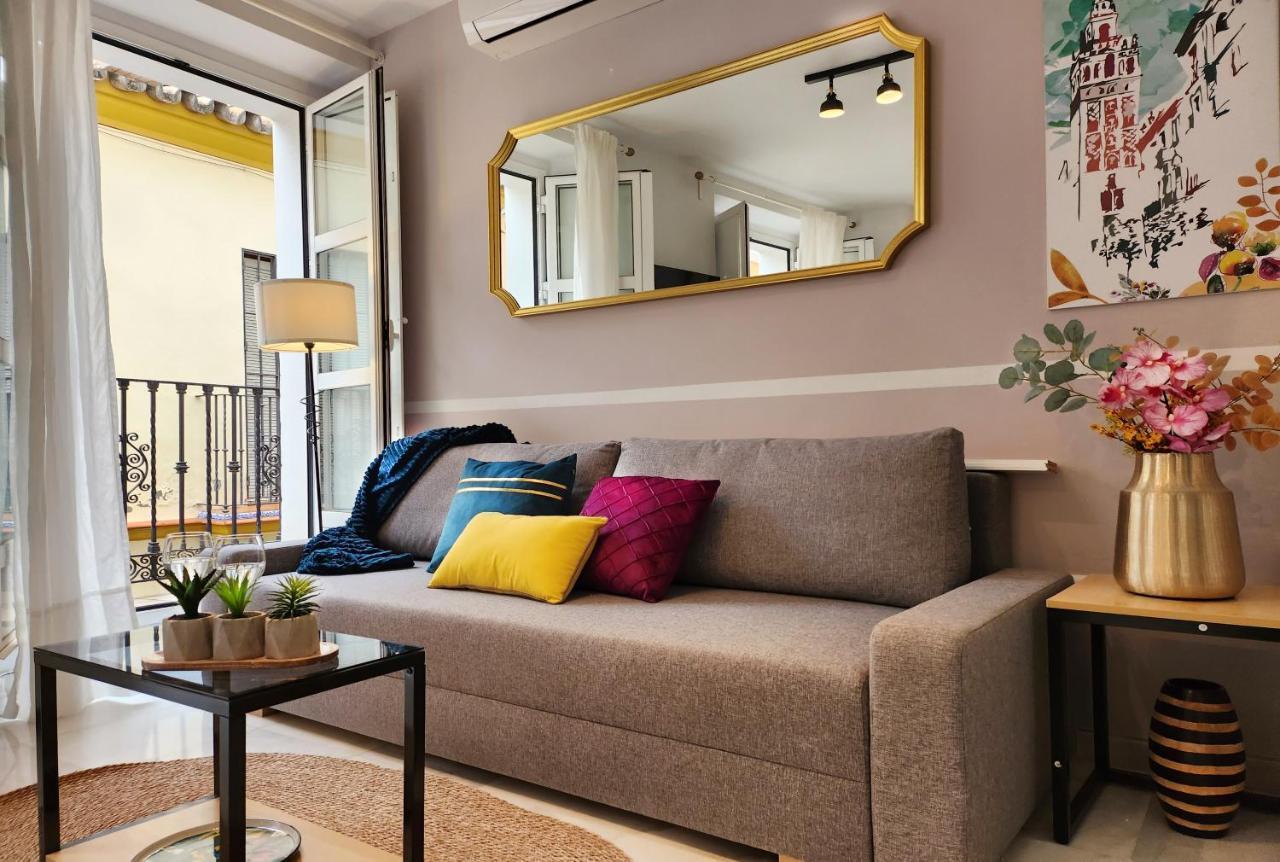 Lovely Center Apartments Seville - Balcony Lux Sol Севиля Екстериор снимка